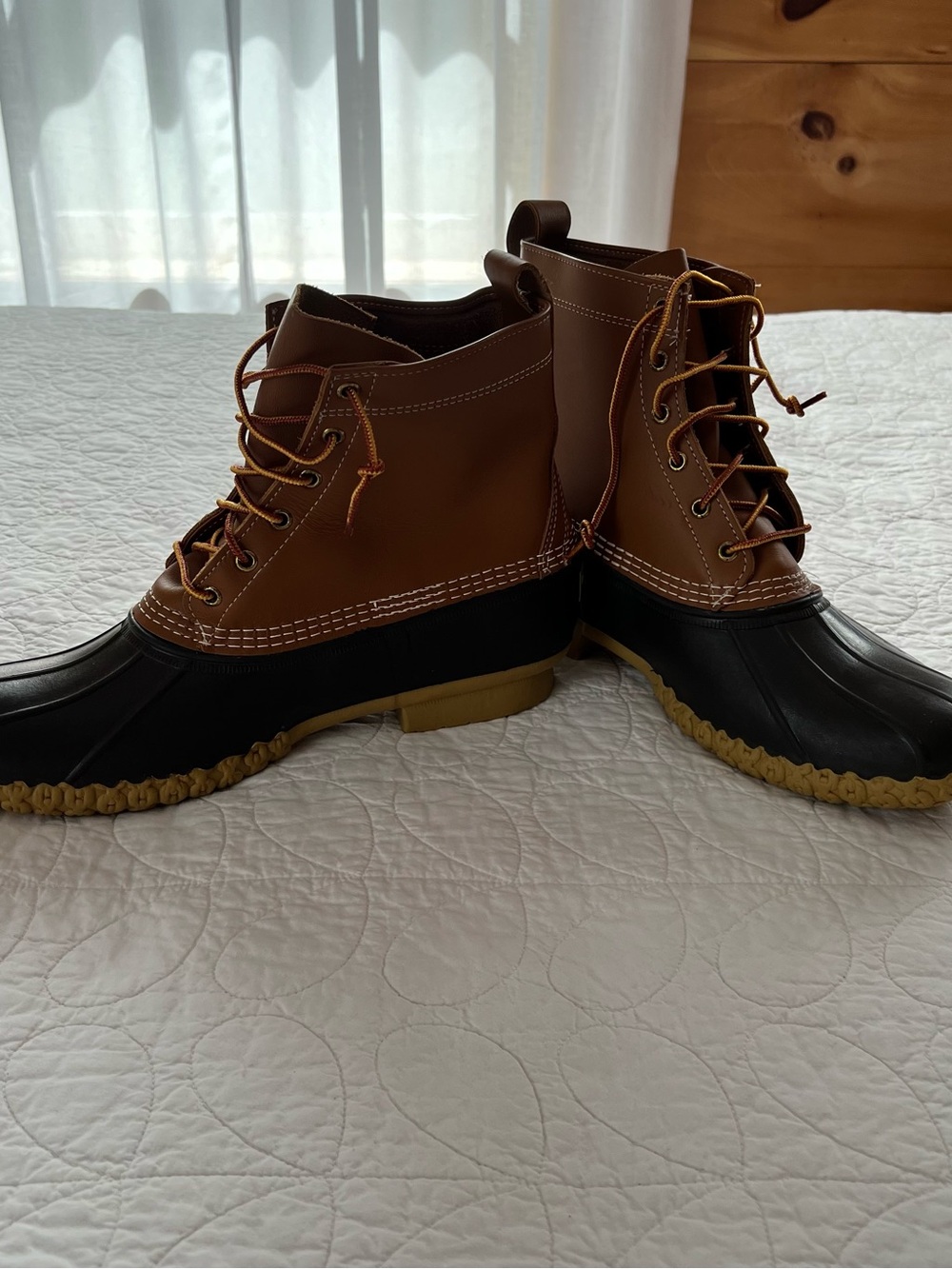 L.L. Bean Men's 12 Two-Tone Brown Waterproof Duck “Bean Boots” Rugged Woodscore - Picture 4 of 8